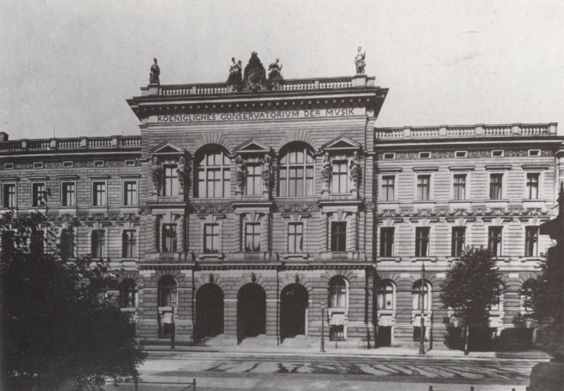 Koenigl_Konservatorium_Leipzig.jpg - Das Koniglich-Sächsische Conservatorium der Musik zu Leipzig, an dem Lüling von 1891 bis 1896 Komposition und Klavier studierte.