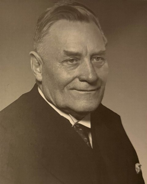 Fettweis_Ludwig_Foto_1940.jpg - Ludwig Fettweis. Portrait 1940. Privatbesitz.